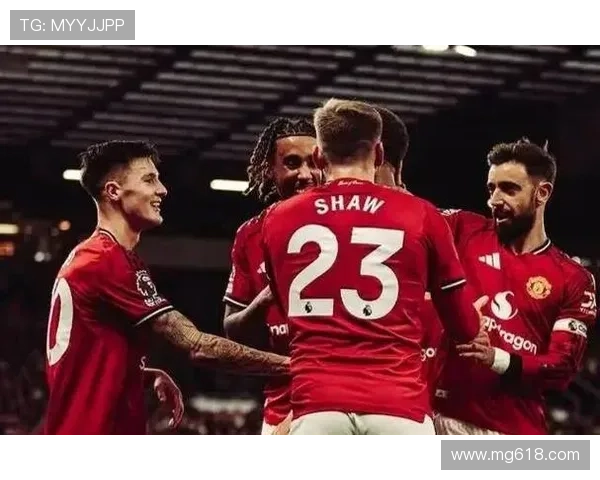 曼联高层密议冬季引援计划主帅力荐锋线新星助球队重返巅峰